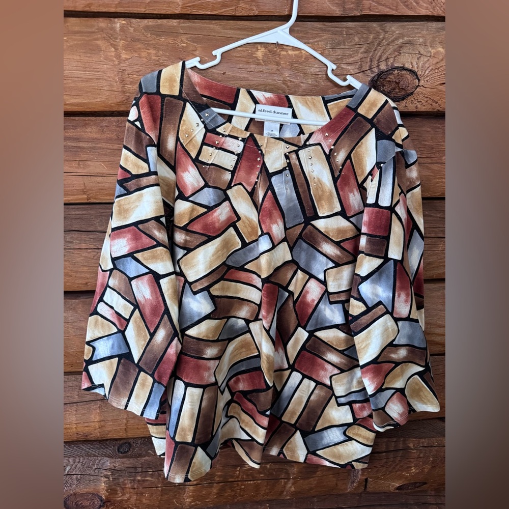 Alfred Dunner size 2x Abstract Geometric Top - Rust, Tan, Cream, Gray